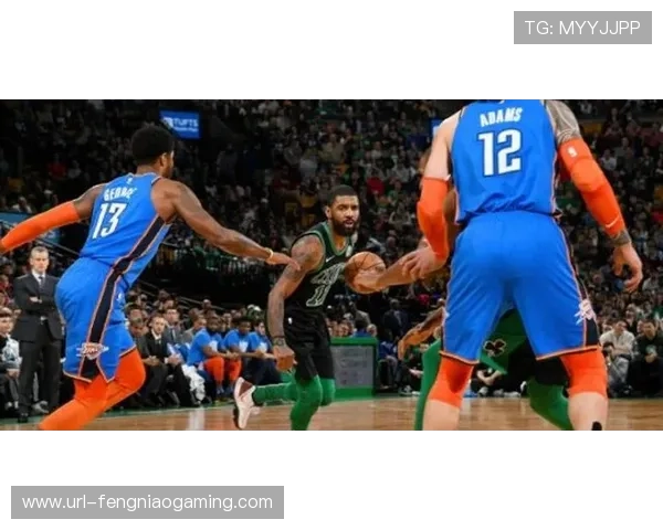 吉迪三双时刻现场捕捉 球迷高举标语助威