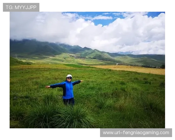 从红牌到微笑:阿劳霍的心灵治愈之旅 从红牌到微笑:阿劳霍的心灵治愈之旅